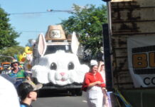 Bumper street parade for Easter in the Country’s birthday